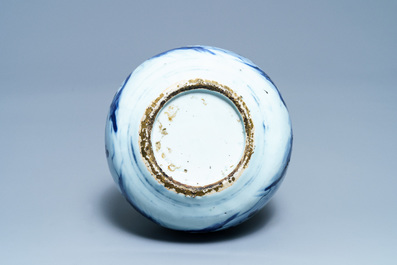 A Chinese blue and white double gourd vase, Wanli