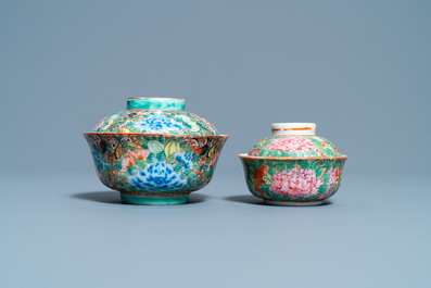 Two Chinese Thai market Bencharong bowls and covers, 19th C.