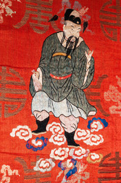 Drie Chinese zijden borduurwerken met onsterfelijken en sterrengoden, 19e eeuw