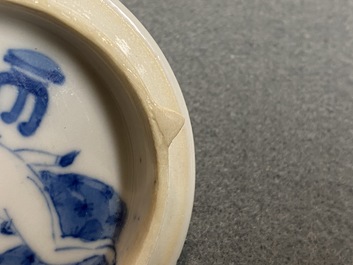 Une bo&icirc;te couverte en porcelaine de Chine &agrave; sujet &eacute;rotique, Kangxi