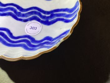 Une assiette en porcelaine de Chine en bleu et blanc de type ko-sometsuke pour le march&eacute; japonais, marque de Chenghua, Tianqi