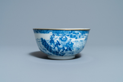 A Chinese blue and white Vietnamese market 'Bleu de Hue' bowl, Kangxi mark, 19th C.