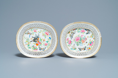 A pair of Chinese reticulated oval Canton famille rose 'butterfly' dishes, 19th C.