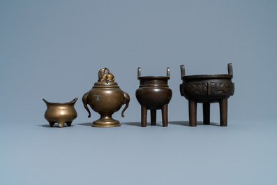 Five Chinese bronze censers, Qing