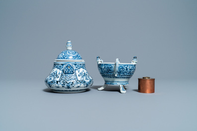 An extremely rare Arita blue and white Delft-style kettle on heating stand, Japan, Edo, ca. 1750