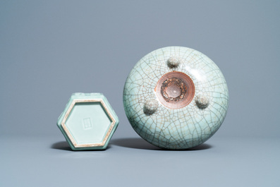 A Chinese crackle-glazed censer and a hexagonal celadon-glazed brush pot, 19th C.