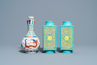 A pair of Chinese 'cong' vases and a wucai 'dragon' vase, 19/20th C.