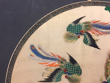 Two Chinese embroidered silk pien mien fans with ivory handle, 18/19th C.