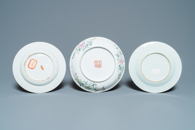 Six Chinese famille rose plates, a teapot, a covered bowl and a cup, 18/19th C.