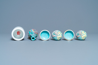 A varied collection of Chinese porcelain, 19/20th C.