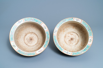 A pair of Chinese famille rose jardini&egrave;res on stands, 19th C.