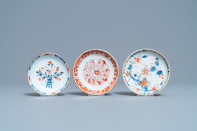 31 soucoupes et 22 tasses en porcelaine de Chine &agrave; fond brun capucin, Kangxi/Qianlong