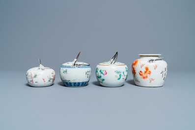 Four various Chinese teapots and two covered jars, 19/20th C.