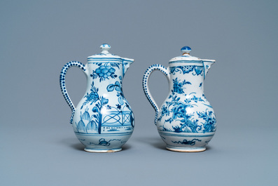 A Dutch Delft blue and white cruet set on stand, 2nd quarter 18th C.