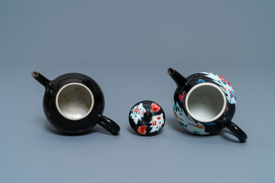 Two Chinese famille noire teapots, a pattipan and two spoon trays, Yongzheng/Qianlong