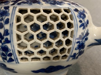 A Chinese blue and white reticulated double-walled teapot and cover, Transitional period