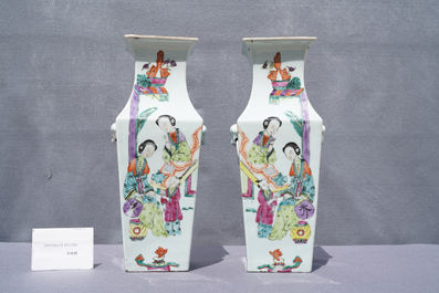 Une paire de vases de forme carr&eacute;e en porcelaine de Chine famille rose, 19/20&egrave;me