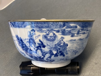 A Chinese blue and white Vietnamese market 'Bleu de Hue' bowl, Kangxi mark, 19th C.