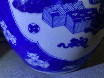 Een Chinese blauw-witte pot met een kylin, Kangxi