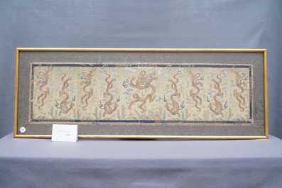 A Chinese gold-thread embroidered silk 'dragon' panel, 19th C.