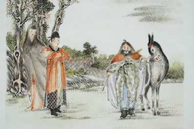 Un &eacute;cran de table en bois incrust&eacute; d'une plaque en porcelaine de Chine qianjiang cai, 19/20&egrave;me