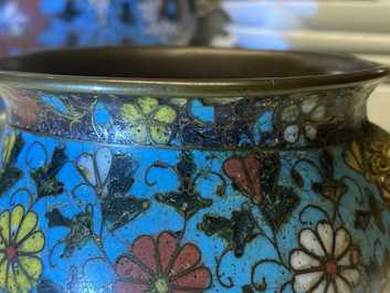 Een Chinese cloisonn&eacute; wierookbrander, Ming