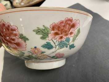 Un bol en porcelaine de Chine famille rose, Yongzheng