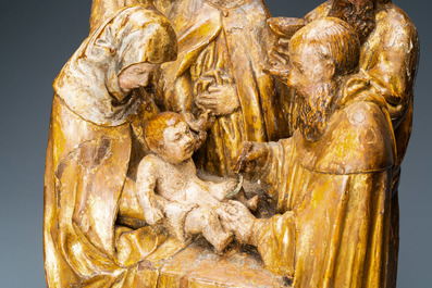 Een deels vergulde polychrome houten groep met 'De Besnijdenis', Vlaanderen, 16e eeuw