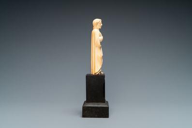 An Indo-Portuguese ivory figure of a saint, probably Goa, 17/18th C.