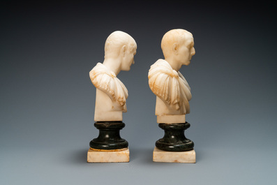 Une paire de bustes en alb&acirc;tre des empereurs Trajan et Jules C&eacute;sar, Italie, 19&egrave;me
