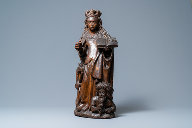 Une statue de Sainte Catherine d'Alexandrie en ch&ecirc;ne sculpt&eacute;, Rhin Sup&eacute;rieur, Allemagne, vers 1520