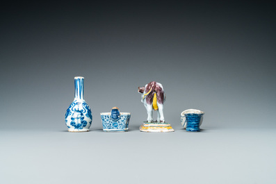 Une collection de six pi&egrave;ces en fa&iuml;ence de Delft en bleu et blanc et polychrome, 18/19&egrave;me