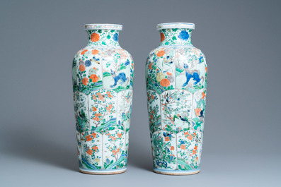 Une paire de vases en porcelaine de Chine famille verte &agrave; d&eacute;cor d'animaux mythiques, Kangxi