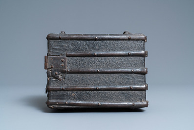 A chiseled leather-clad wooden travel casket, France, 15th C.