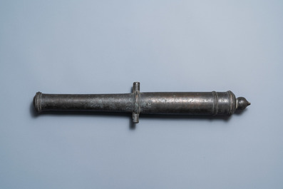 A Chinese inscribed bronze cannon, 19th C.