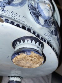 An oval Dutch Delft blue and white chinoiserie jardini&egrave;re, late 17th C.