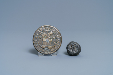 Fourteen bronze weights, France, 16/18th C.