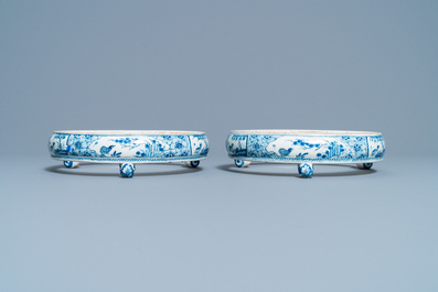 A pair of rare Dutch Delft blue and white plate stands, 18th C.