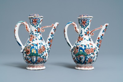 A Dutch Delft cashmere palette cruet set on stand, 1st quarter 18th C.