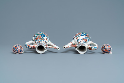 A Dutch Delft cashmere palette cruet set on stand, 1st quarter 18th C.