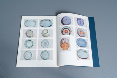 Illustrated catalogue of Sung Dynasty Porcelain in the National Palace Museum, vier volumes, Taipei, 1973