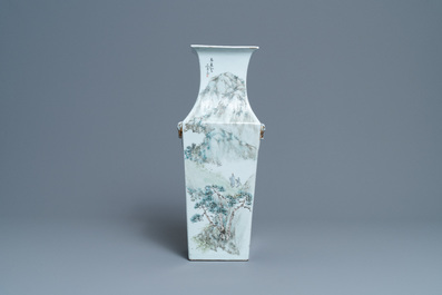 A square Chinese qianjiang cai vase, signed Ma Qingyun, 19/20th C.