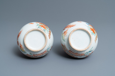 A pair of Chinese Dutch-decorated Kakiemon-style bottle vases, Kangxi