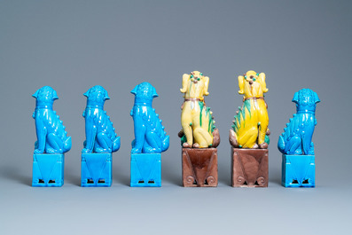 Fourteen Chinese monochrome turquoise and famille verte models of Buddhist lions, 19/20th C.