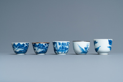 Five Chinese blue and white 'Bleu de Hue' cups for the Vietnamese market, 19th C.