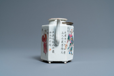 A Chinese famille rose 'Wu Shuang Pu' teapot and cover, 19th C.