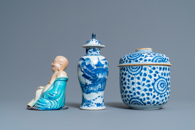 A varied collection of Chinese porcelain, Kangxi and later