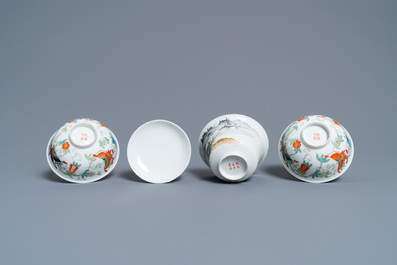 Un bol couvert en porcelaine de Chine famille rose et deux bols &agrave; d&eacute;cor de papillons, marque de Jingdezhen, R&eacute;publique