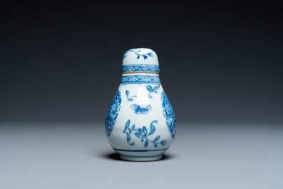 A Chinese blue and white screw top caster after a European silver model, Qianlong