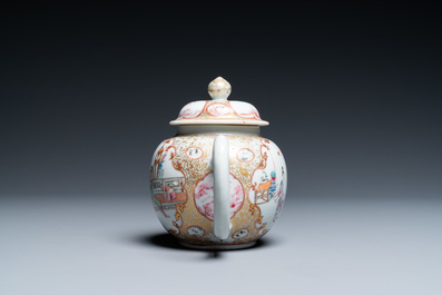 Une collection d'objets &agrave; th&eacute; en porcelaine de Chine famille rose, Yongzheng/Qianlong